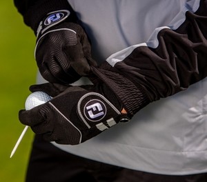 gants de golf pour jouer en hiver